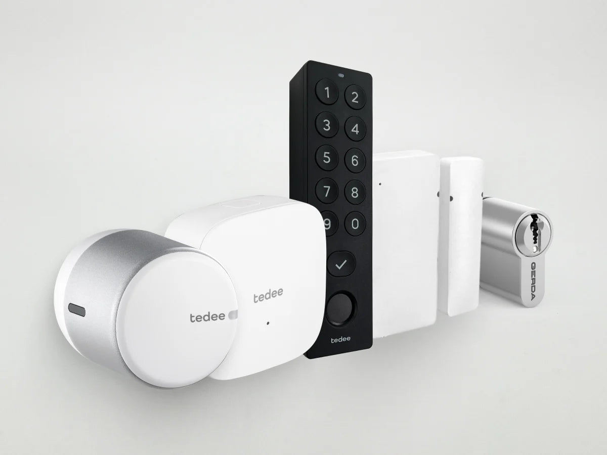 Tedee GO2 Silver + European Two Way Cylinder + Bridge + Keypad + Door Sensor