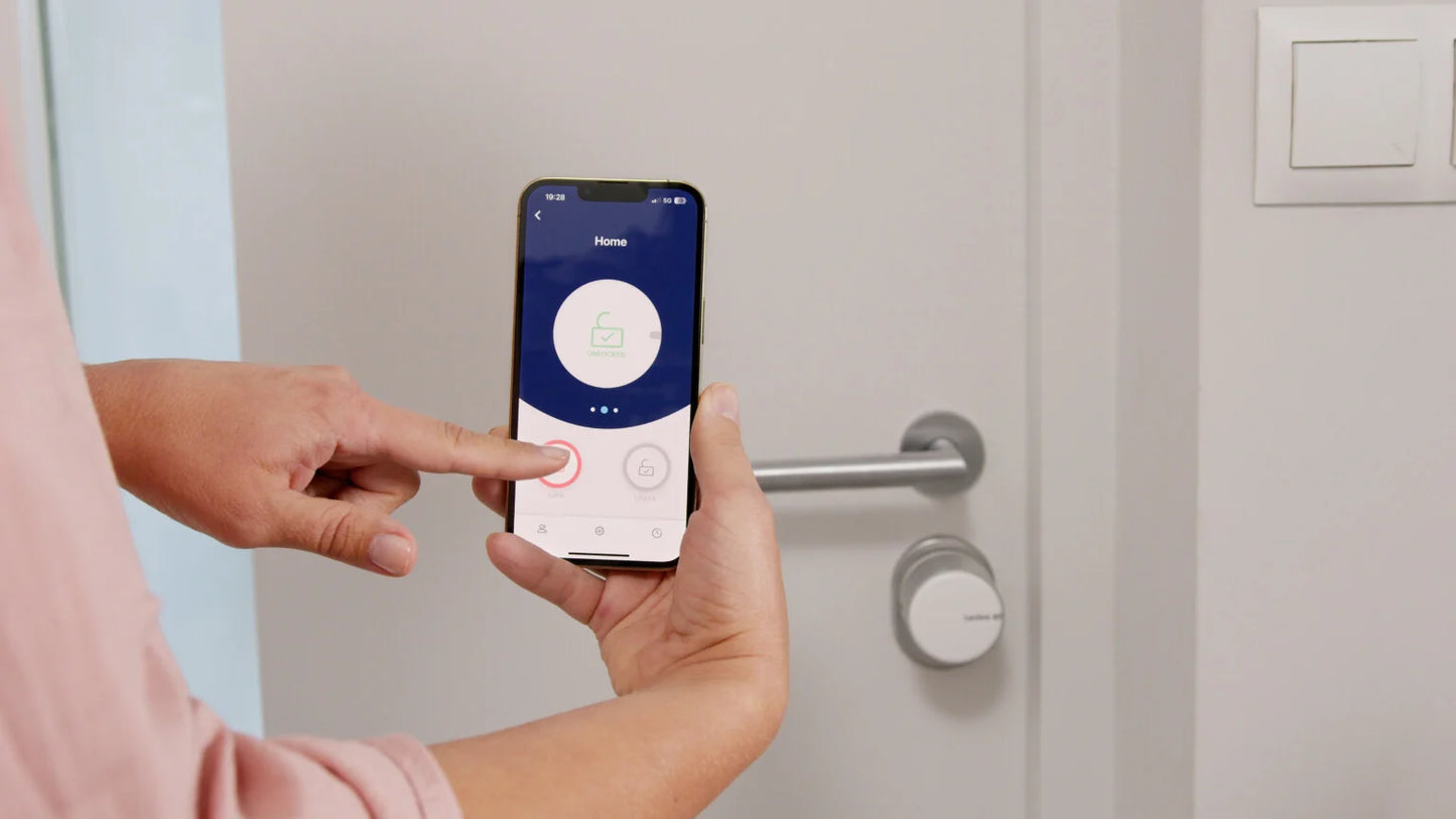 Tedee GO2 Silver + European Two Way Cylinder + Bridge + Keypad + Door Sensor