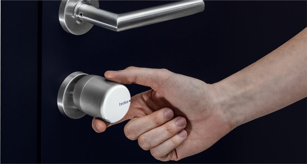 No app, no problem. The ways to use a smart lock without devices